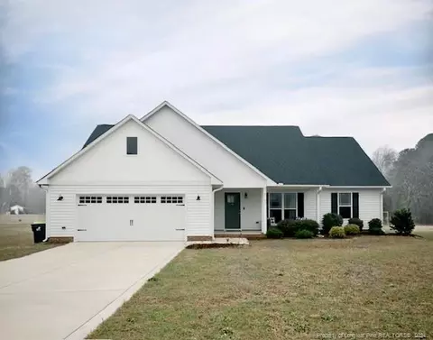 51 Goose Creek Cir, Dunn, NC 28334