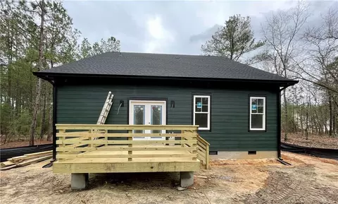 573 Bald Eagle Dr, Vass, NC 28394 photo 2