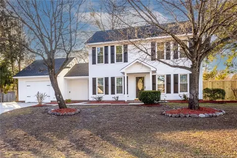 4312 Buckhurst Dr, Hope Mills, NC 28348