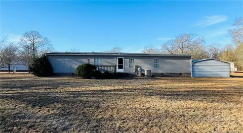 405 Cabrini Ct, Fayetteville, NC 28312