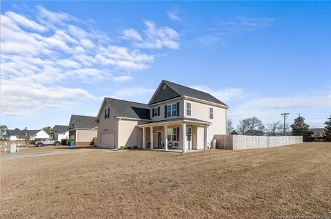 120 Crescent Dr, Raeford, NC 28376 photo 2