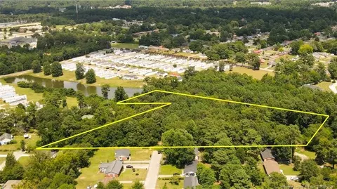 Tarrytown Road, Fayetteville, NC 28314