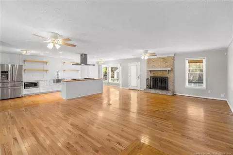 2020 Windlock Dr, Fayetteville, NC 28304