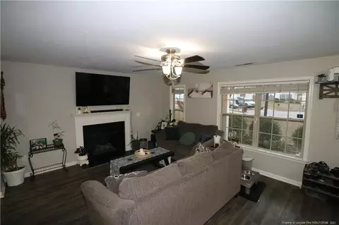 105 Red Coat Dr, Cameron, NC 28326 photo 5