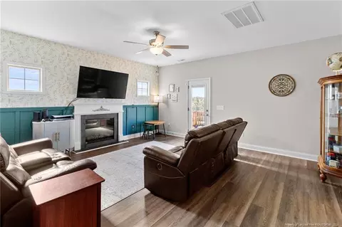 740 Walker Rd, Bunnlevel, NC 28323 photo 5