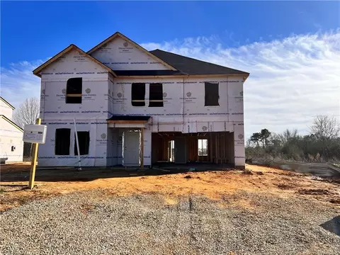 206 Melbourne Drive Dr, Raeford, NC 28376