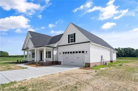 Exterior - 175 Spring Branch Rd, Tar Heel, NC 28392 photo 2 of 6