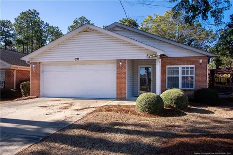 670 Pinehurst Trace Dr, Pinehurst, NC 28374