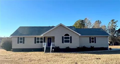 145 Oakwood Heights Dr, Lumberton, NC 28358