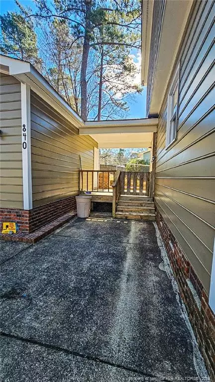 840 Hilton Dr, Fayetteville, NC 28311 photo 4