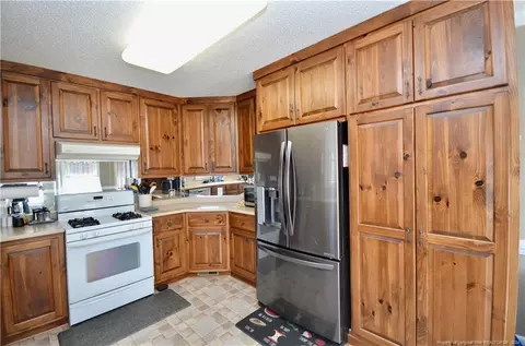 1396 Green Path Rd, Dunn, NC 28334 photo 12
