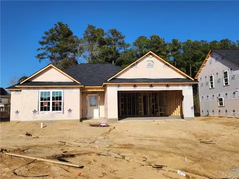 1721 Ragsdale Rd, Hope Mills, NC 28348