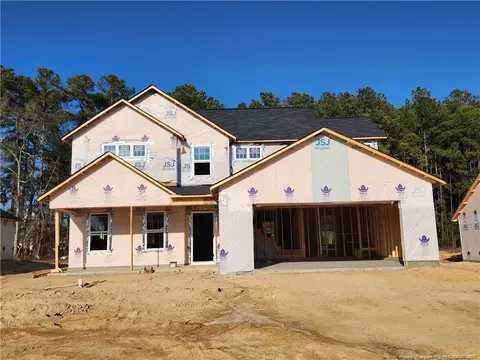 1725 Ragsdale Rd, Hope Mills, NC 28348