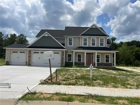 1922 Thomas Wood Dr, Fayetteville, NC 28306