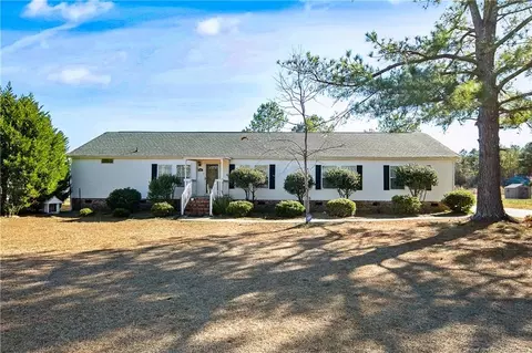 383 Everitt Rd, Parkton, NC 28371
