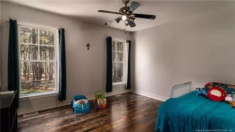 Bedroom - 6909 Marks Rd, Cameron, NC 28326 photo 6 of 9