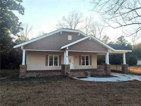 191 W 3rd St, Parkton, NC 28371