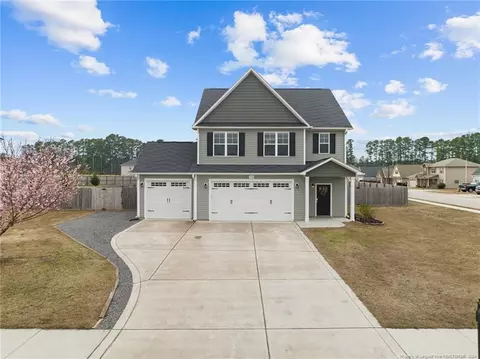 114 Titleist Ct, Raeford, NC 28376