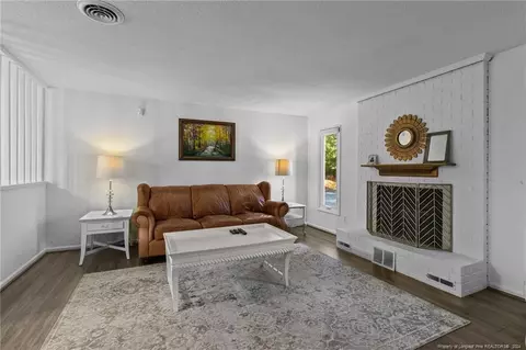 Living - 6 Canter Pl, Pinehurst, NC 28374 photo 2 of 3