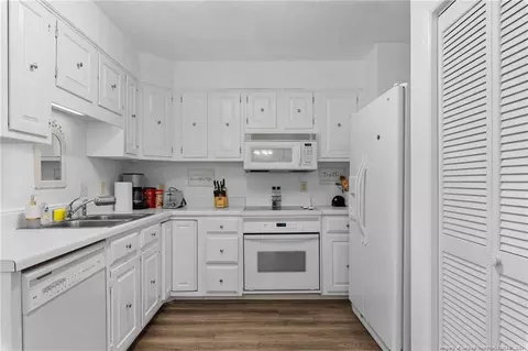 Kitchen - 6 Canter Pl, Pinehurst, NC 28374 photo 1 of 2