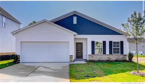 2231 Beechwood View Dr, Winston Salem, NC 27106