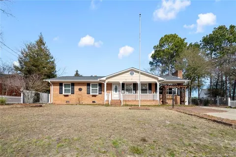 810 Eugene St, Fayetteville, NC 28306