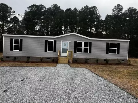 3900 Mckethan St, Wade, NC 28395
