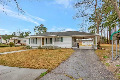 74 Norment Rd, Lumberton, NC 28360