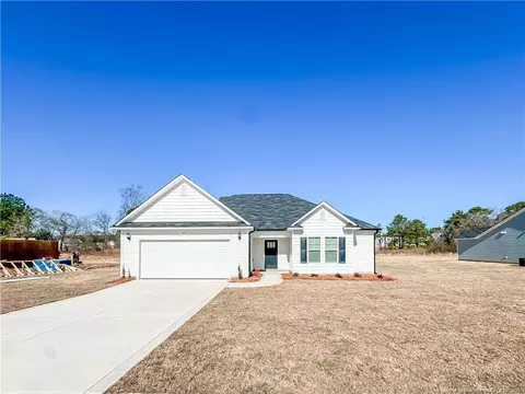 172 Presley St, Raeford, NC 28376