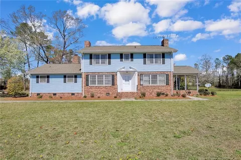 1994 Deep Branch Rd, Lumberton, NC 28360