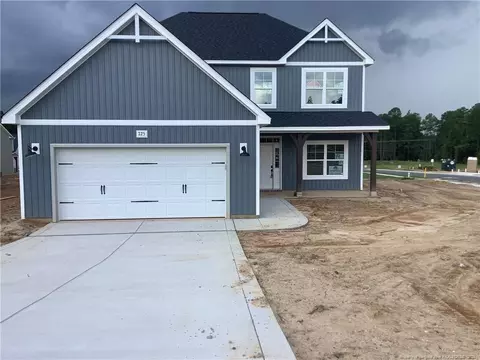 725 Chestoa Trl, Aberdeen, NC 28315