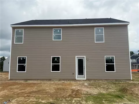 1069 Emerald Stone Loop, Hope Mills, NC 28348 photo 2
