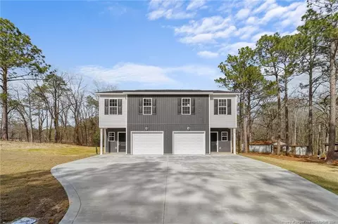 1051-1059 Mckay Dr, Spring Lake, NC 28390