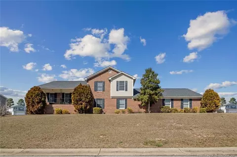 4004 Thorton St, Hope Mills, NC 28348