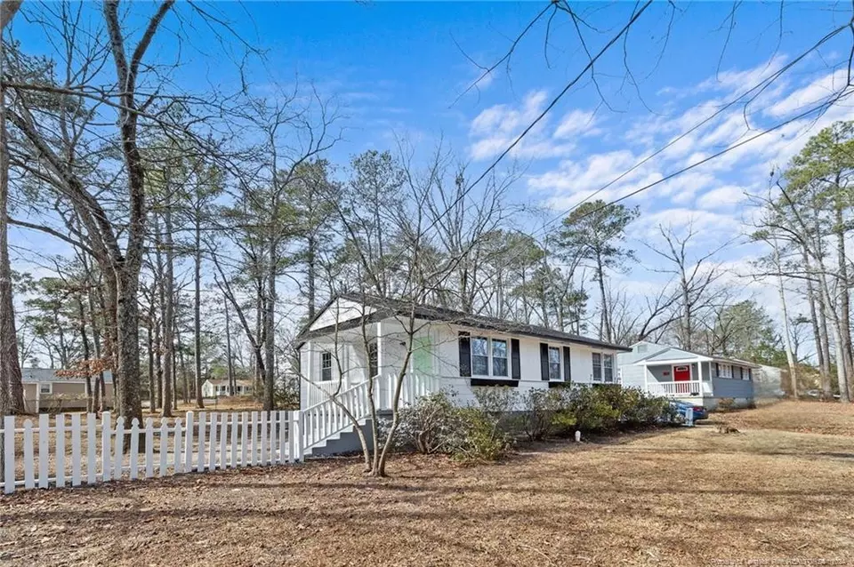 1137 Acorn, Fayetteville, NC 28303 20 Photos Movoto