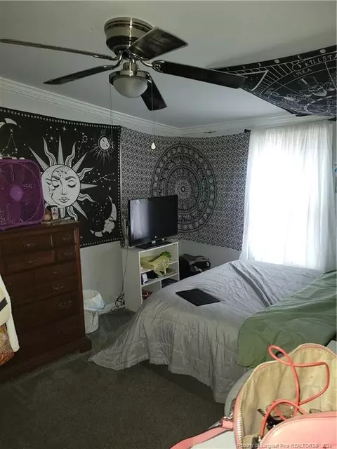 1611 Union Grove Church Rd, Dunn, NC 28334