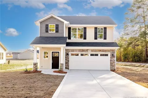 288 E David Parnell St, Parkton, NC 28371