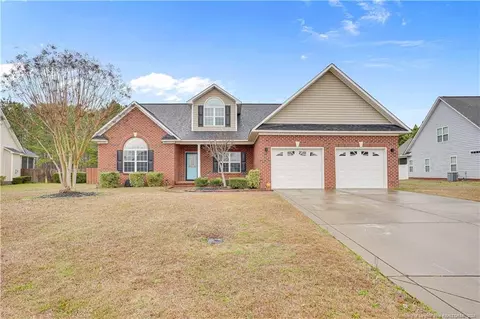 458 Oakridge Dr, Raeford, NC 28376