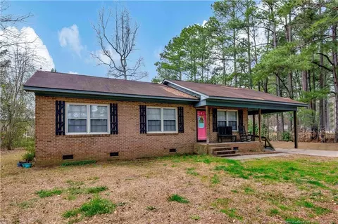 527 Old Allenton Rd, Lumberton, NC 28358