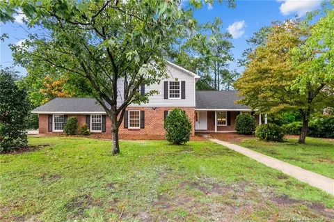 445 Southwick Dr, Fayetteville, NC 28304