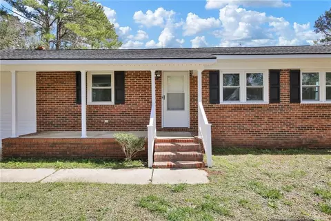 108 Sun Rd, Lumberton, NC 28360