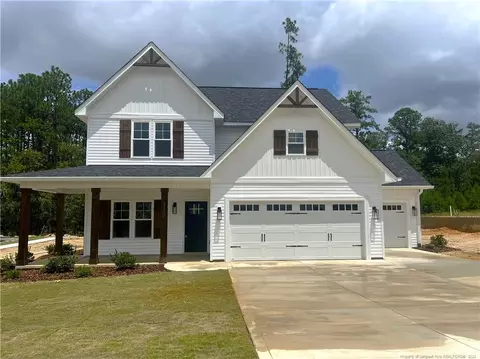 177 Rough Ridge Trl, Aberdeen, NC 28315