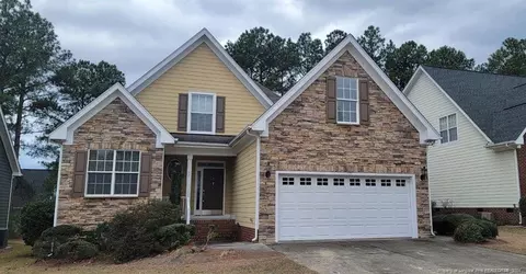 77 Cottswold Ln, Spring Lake, NC 28390 photo 1
