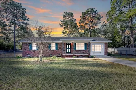 3733 Clove Dell Pl, Hope Mills, NC 28348