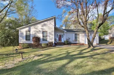 6141 Lake Trail Dr, Fayetteville, NC 28304