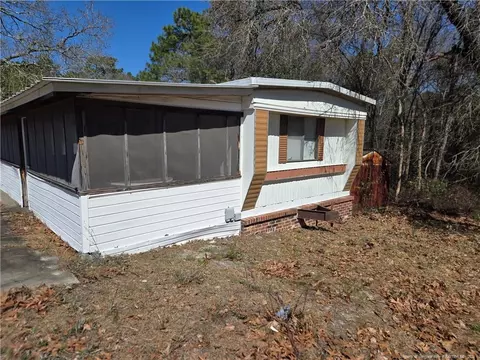 2516 Pinnacle Dr, Fayetteville, NC 28306