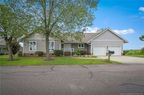 825 Castleberry Ct, Vass, NC 28394