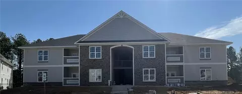 240 Gallery Dr #302, Spring Lake, NC 28390