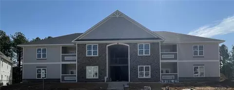 240 Gallery Dr #302, Spring Lake, NC 28390