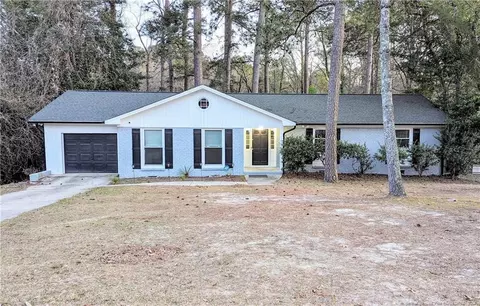 706 Galloway Dr, Fayetteville, NC 28303